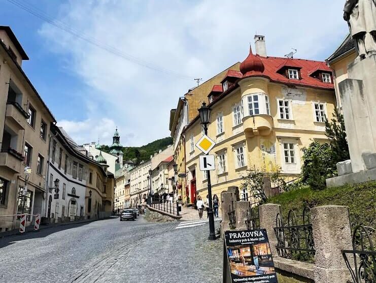 Day trip to Hronsky Benadik, Banska Stiavnica & Sklenne Teplice