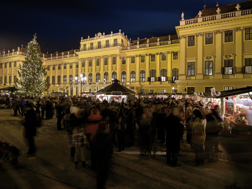 Vienna – Bratislava Christmas Market Tour — photo 3